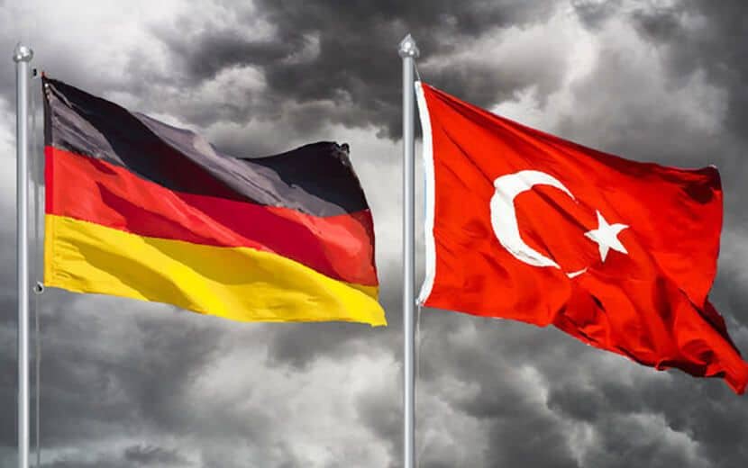 Merkel: “Türkiye’nin Makul Ölçüde Gelişmesi Stratejik Çıkarımıza”