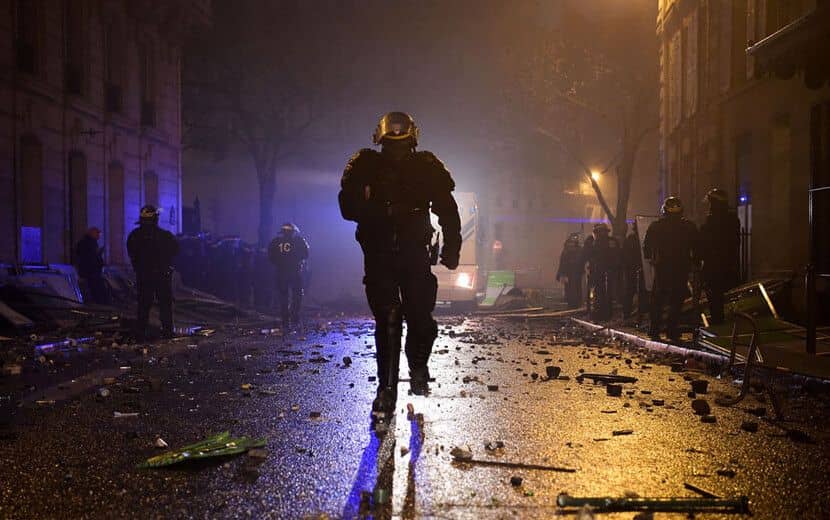 Fransa’da Cumartesi Korkusu