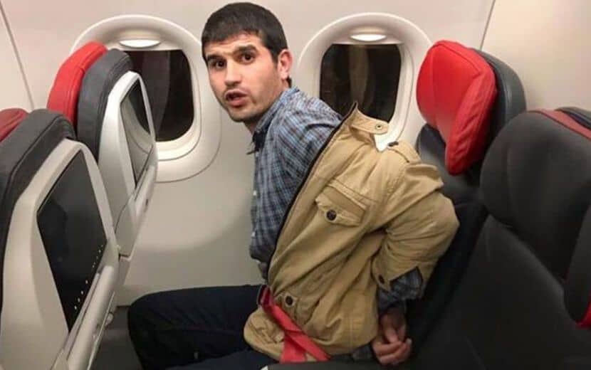Mısırlı Gencin Sisi’ye İadesinde Ceza 8 Polise Kesilerek Geçiştirildi