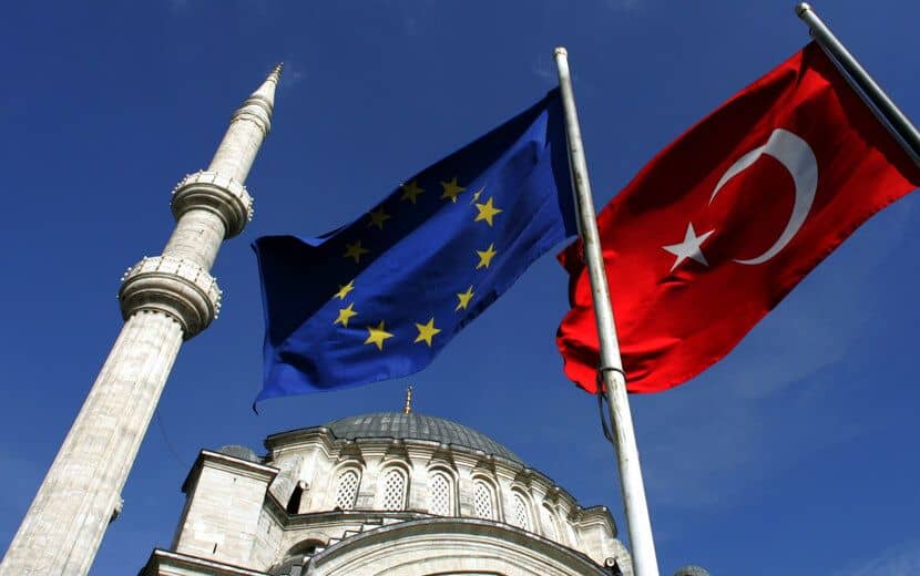 Türkiye’ye AB Kapılarında Darbe