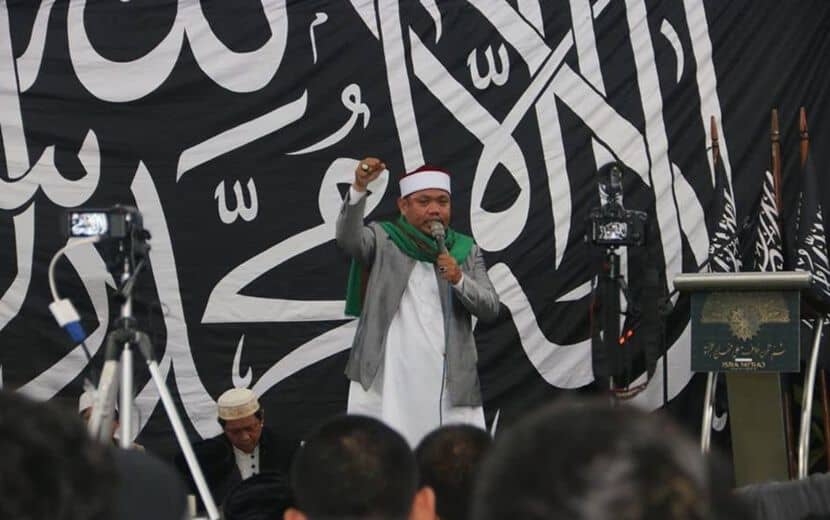 Hizb-ut Tahrir Endonezya Recep Ayında “Hilafetin Farziyetini” Hatırlatıyor
