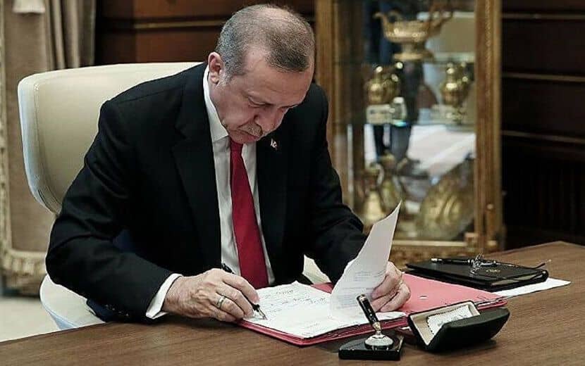 Sağlık Bakanı Yardımcılığı ve 13 Büyükelçiliğe Atama Yapıldı