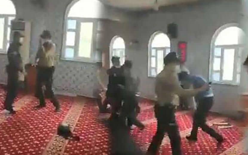 “Camilerde İtikafa Girenlere Müdahale Hak İhlalidir”