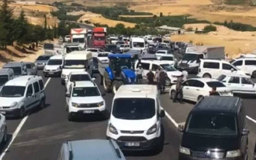Eylemler Üzerine İktidardan Tütün Ticareti Yasağında Geri Adım