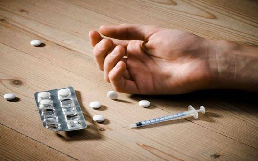ABD’de 1 Yılda Aşırı Doz Uyuşturucudan 96 Bin Kişi Öldü