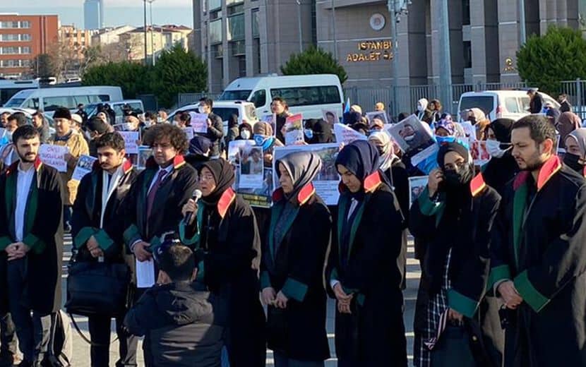 Komünist Çin’in Uyguladığı Soykırıma İstanbul’dan Suç Duyurusu