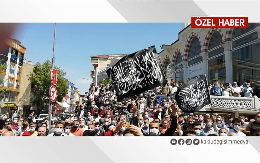 KÖKLÜ DEĞİŞİM’DEN İSTANBUL’DA CUMA ÇIKIŞI FİLİSTİN’E DESTEK GÖSTERİSİ