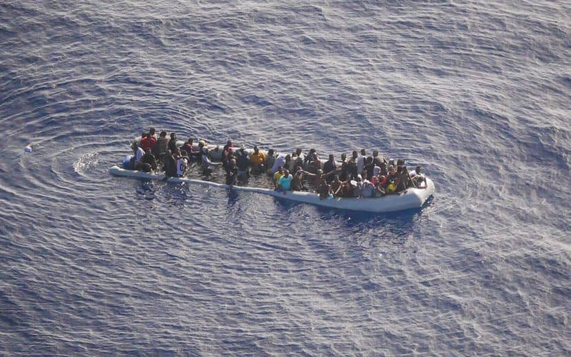 Arakanlı Müslümanları Taşıyan Tekne Battı: 17 Ölü 50’den Fazla Kayıp