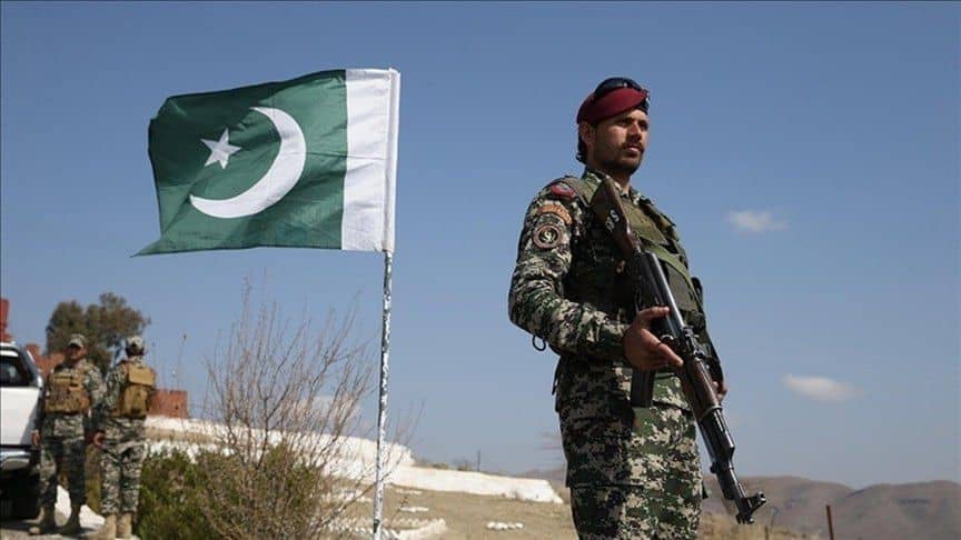 Pakistan’ın Lahor Kentinde Patlama Sesleri 