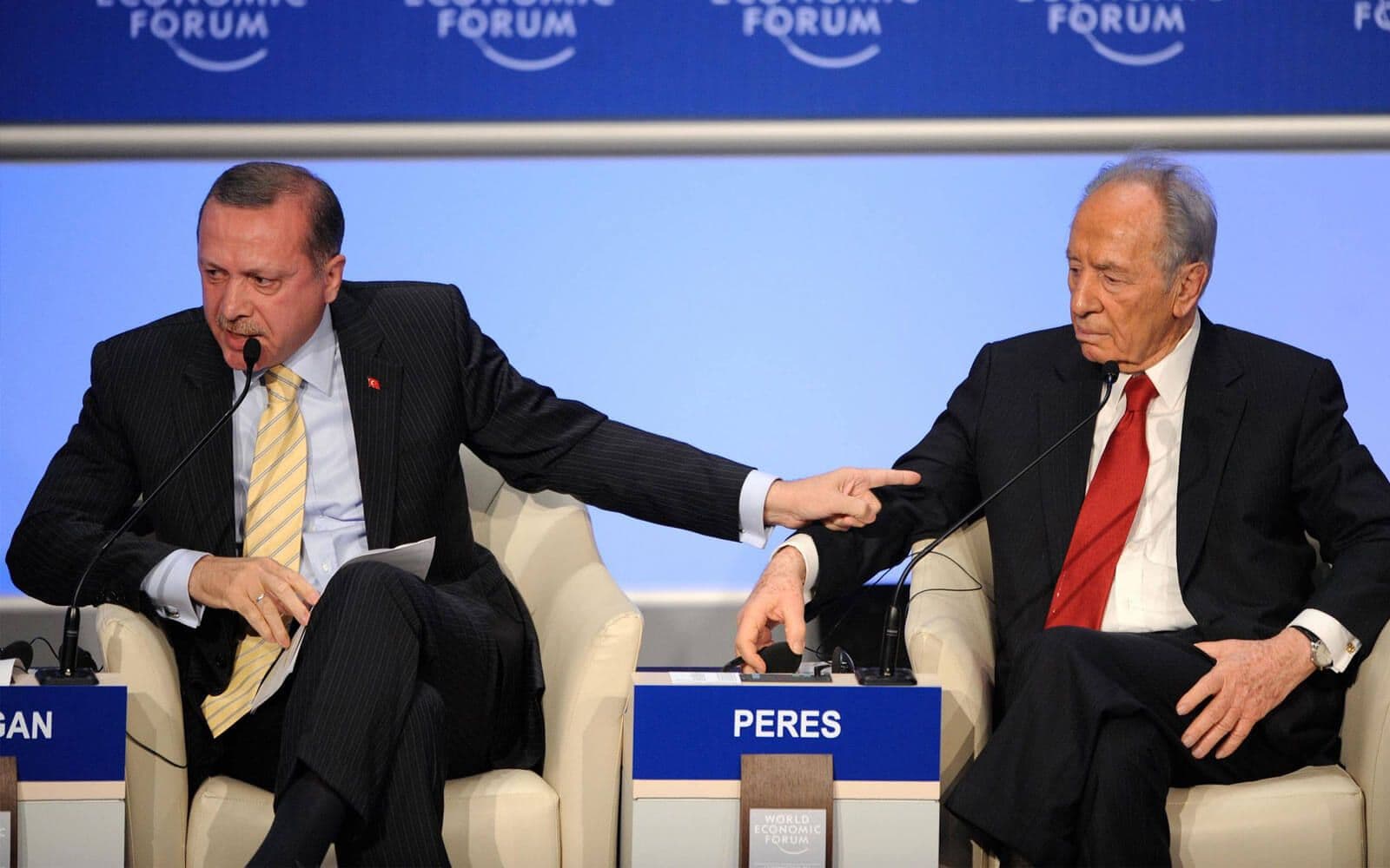 Düşman Görünümlü Dostluk Nereye Kadar!