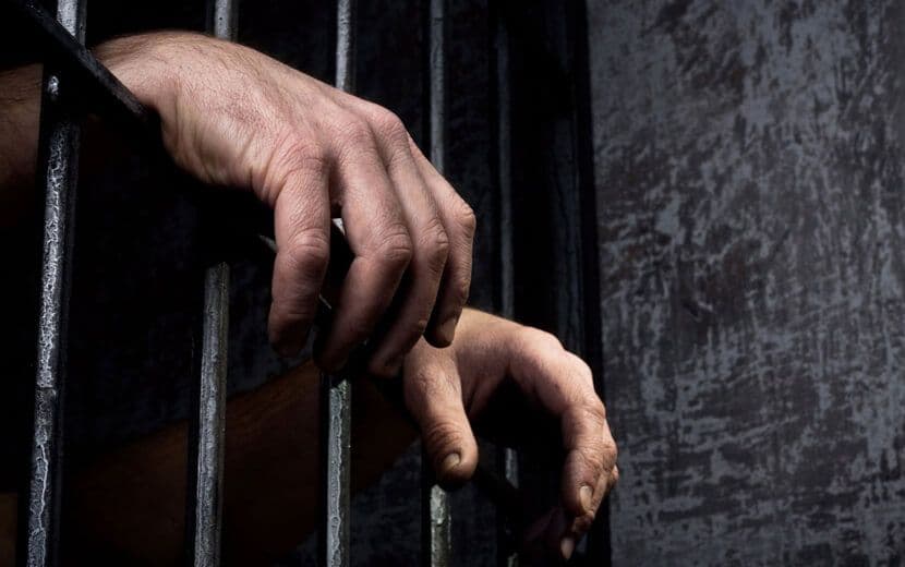 Çin Hapishanelerinde Müslümanlara İşkence