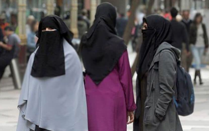 Danimarka Peçeyi Yasakladı; Cezalar Başladı!