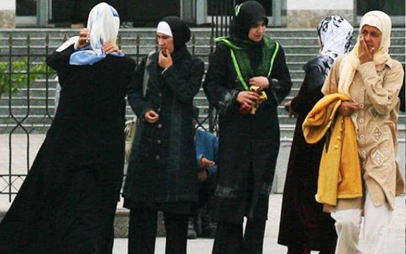 Tacikistan’da “Başörtüsü” Yasağı
