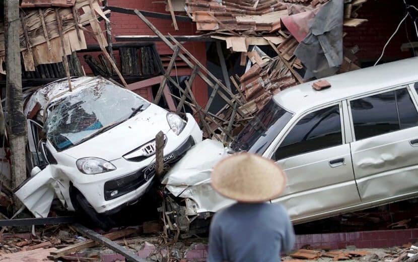 Endonezya’da Tsunami Felaketi: 281 Ölü