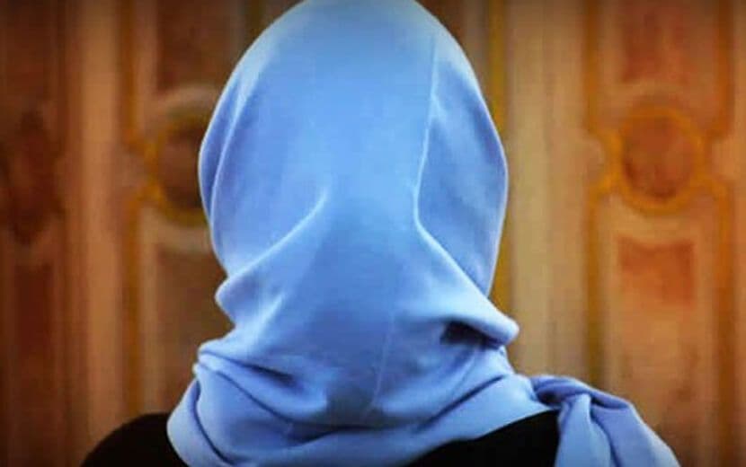 Kazakistan’da Başörtülü Öğrencilerin Velilerine Para Cezası