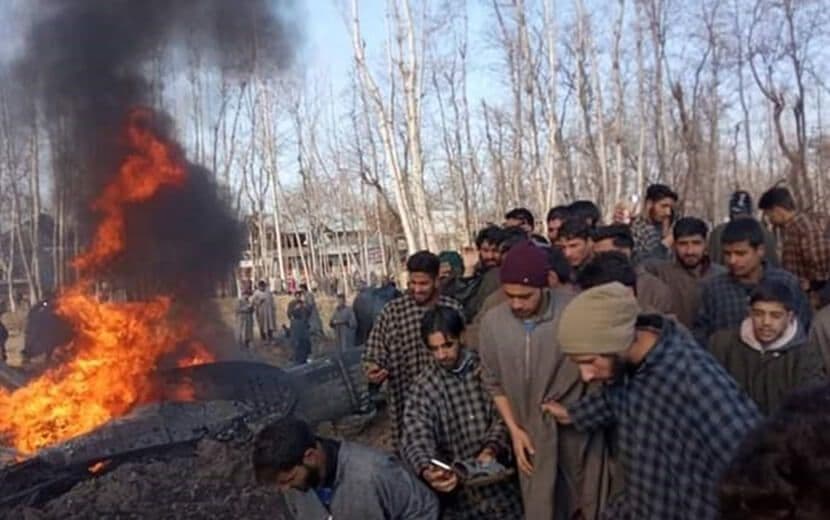 Hindistan Savaş Uçağı Düştü: Gerilim Tırmanıyor