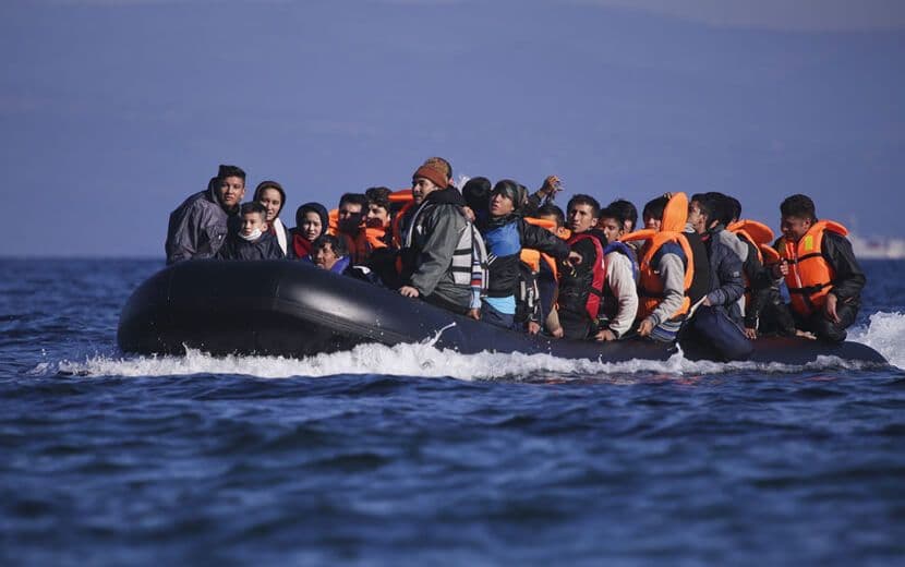 Avrupa Birliği, Göçmenleri Kurtarma Devriyelerini Askıya Aldı