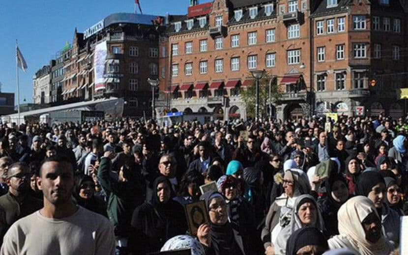 Danimarka Sokaklarında “Tekbir Sesleri”