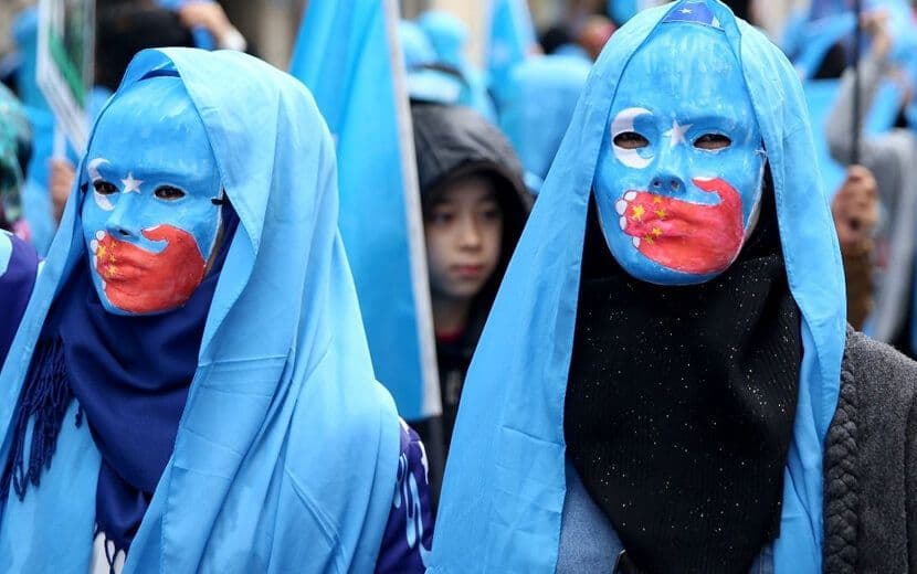 Uygurlu Kadın Çin Zulmünü Anlattı! “Beni Öldürün’ Diye Yalvardım”