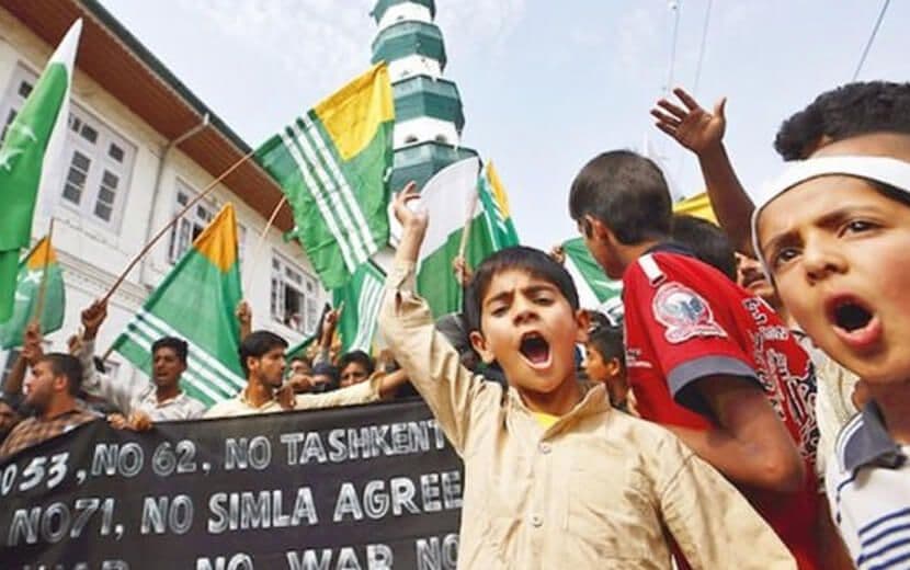 Keşmir’de 13 Bin Genç Tutuklandı!