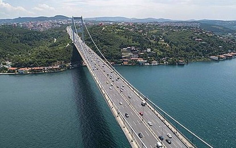 Zam Yağmuru Köprü ve Yollarla Devam Ediyor