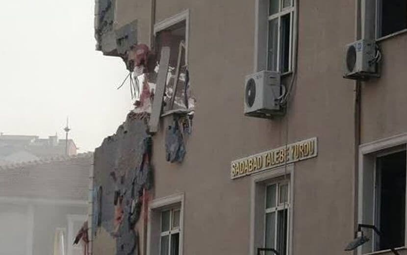 Gece Yarısı Öğrenci Yurdunu Yıkmaya Geldiler