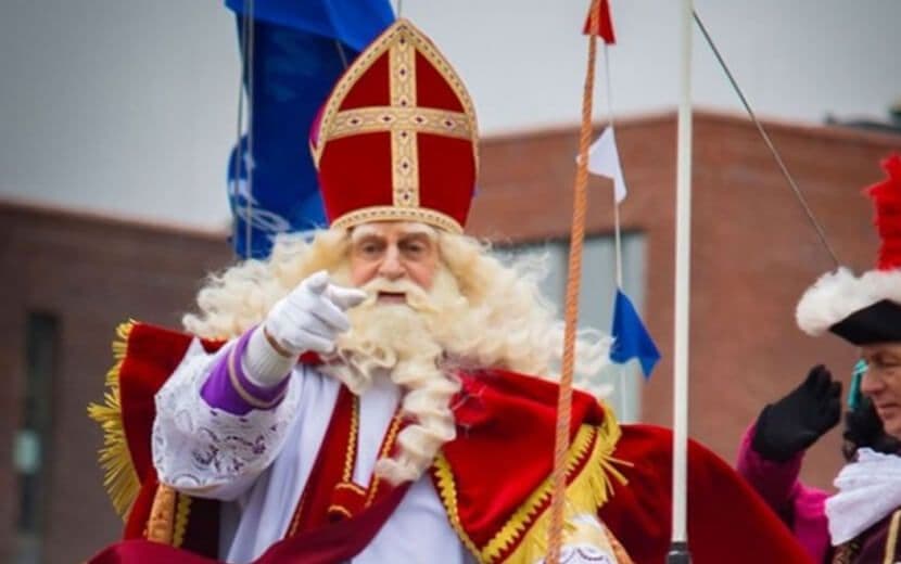 “Noel Baba”ya Tepki Gösterince Hedef Oldu