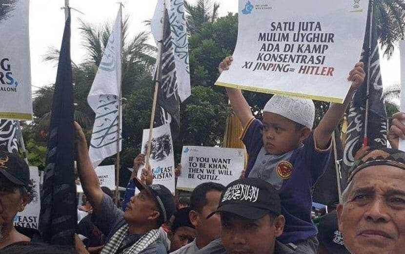 Hizb-ut Tahrir Malezya Doğu Türkistan İçin Ayakta