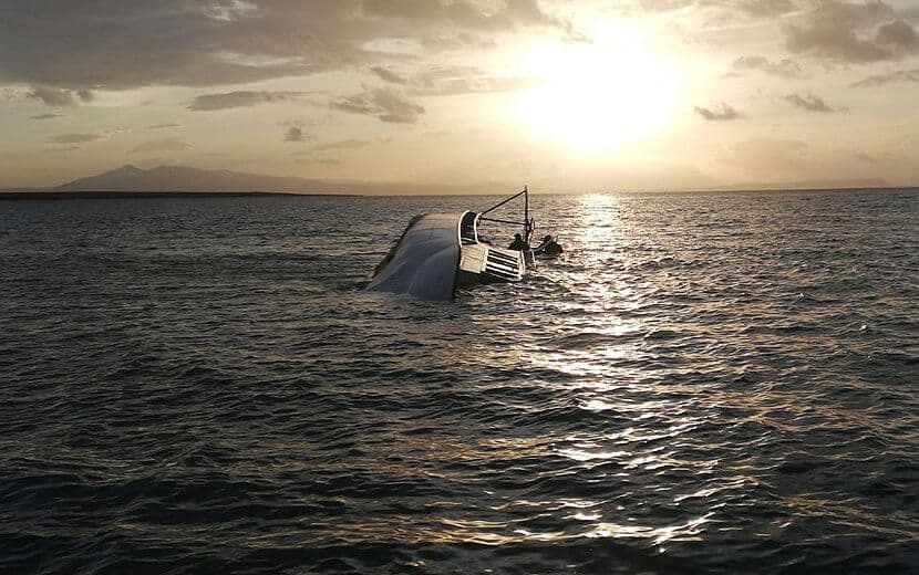 Van Gölü’nde Göçmenleri Taşıyan Tekne Battı
