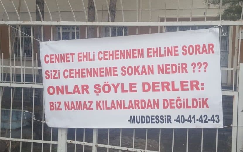İlahi Uyarı Rahatsız Etti