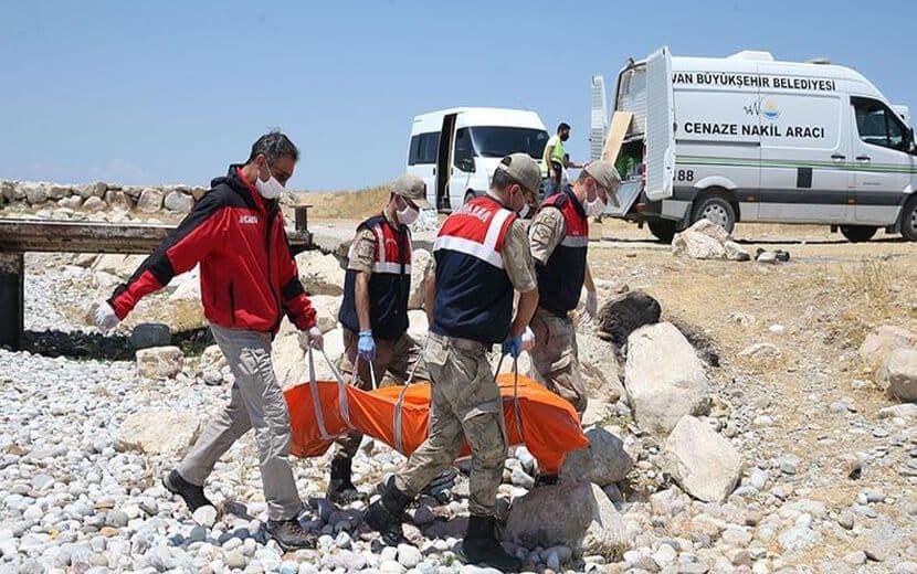 Van Gölü’nden 45 Göçmenin Cesedi Çıkarıldı