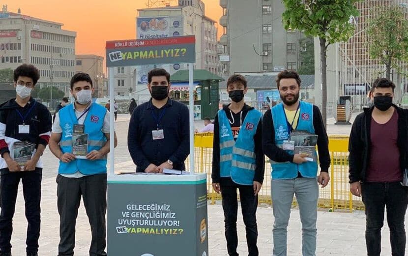 KD Gençlik Kolları’nın “Dikkat Çeken” Kampanyası Devam Ediyor