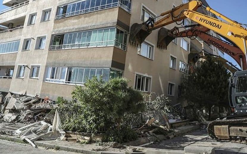 İzmir Depremi: “Barış Sitesi’nin Çökeceğini Tahmin Ediyorduk”