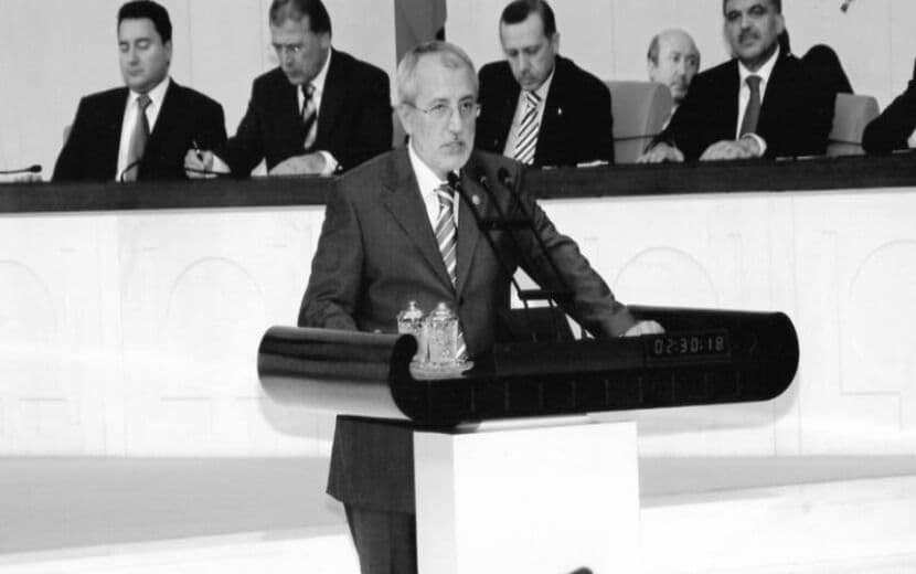 Eski Ak Partili Vekil İhsan Arslan: Bizi Kim İktidara Taşıyacaksa Onlarla İş Tuttuk!