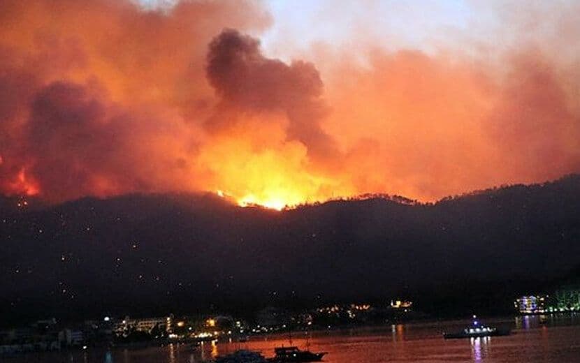 100 Bin Hektar Orman Yandı: Muğla’nın 5 İlçesinde Yangınlar Sürüyor