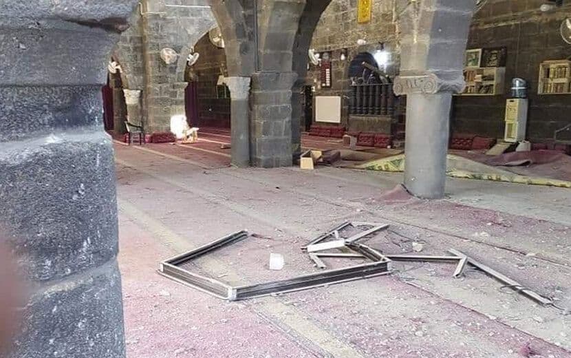 İran ve Esed Rejimi, Dera’da Hz. Ömer Camii’ni Bombaladı