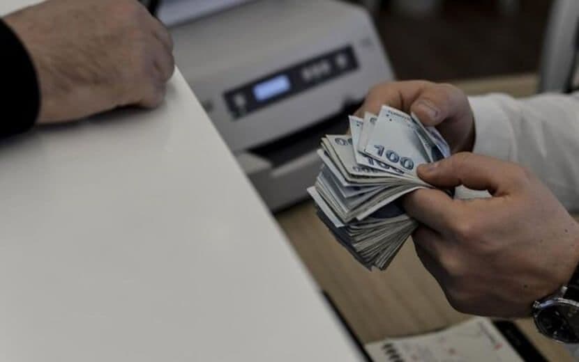 Faizli Kredilerle Çıkış Aranıyor Ama Halk Kredilerini Ödeyemiyor