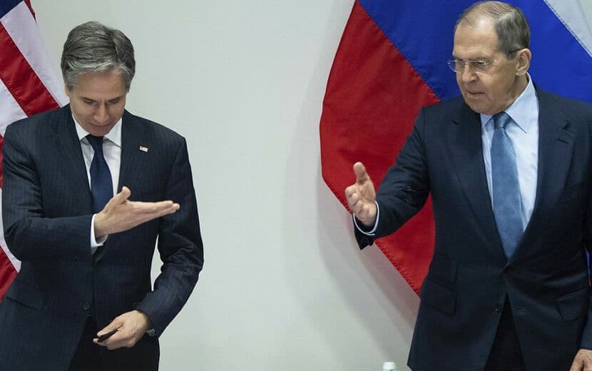 Sömürgeci ABD ve Rusya, Birbirini Hırsız ve İşgalci Olarak Tanımladı