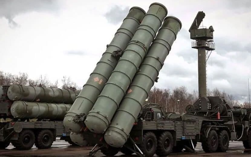 ABD ve Rusya Sıcak Bölgeye Silah Yığıyor