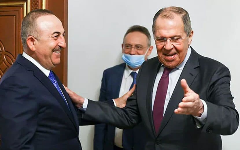Lavrov, Antalya’daki Üçlü Zirveye Katılacak
