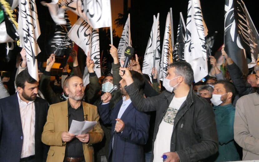 TÜRKİYE AYAKTA: “BİZ YAHUDİLERİ DEĞİL, SUSPUS OLANLARI, NORMALLEŞENLERİ KINIYORUZ!”