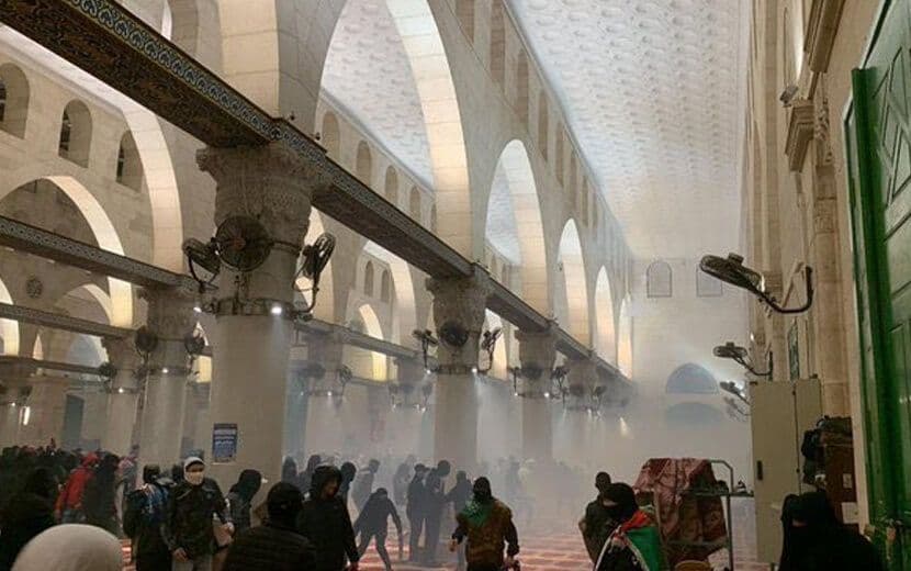 Gasıp Yahudi Varlığı Mescid-i Aksa’ya Saldırdı: 152 Yaralı