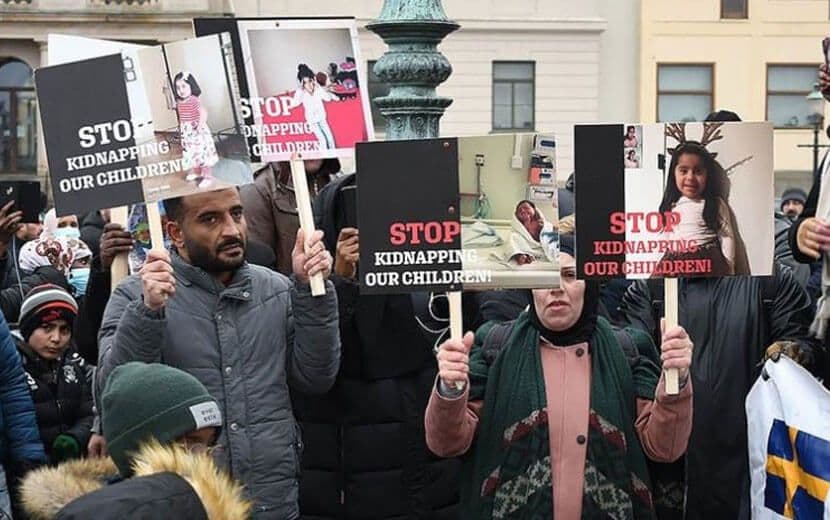Kur’an’ın Yakılmasına İfade Özgürlüğü Diyen İsveç, Hizb-ut Tahrir’in Seminerini Zorbaca Engelledi
