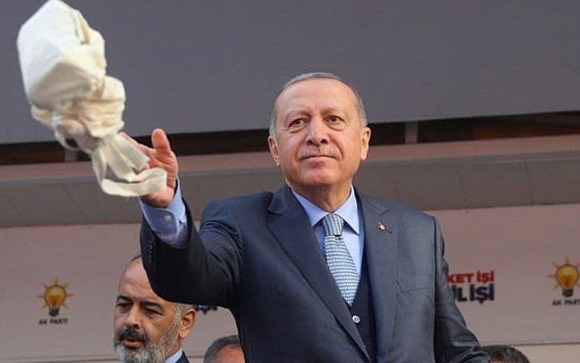 Erdoğan’ın Yaş Çay Fiyatını Açıklamasının Ardından Çaya Zam!