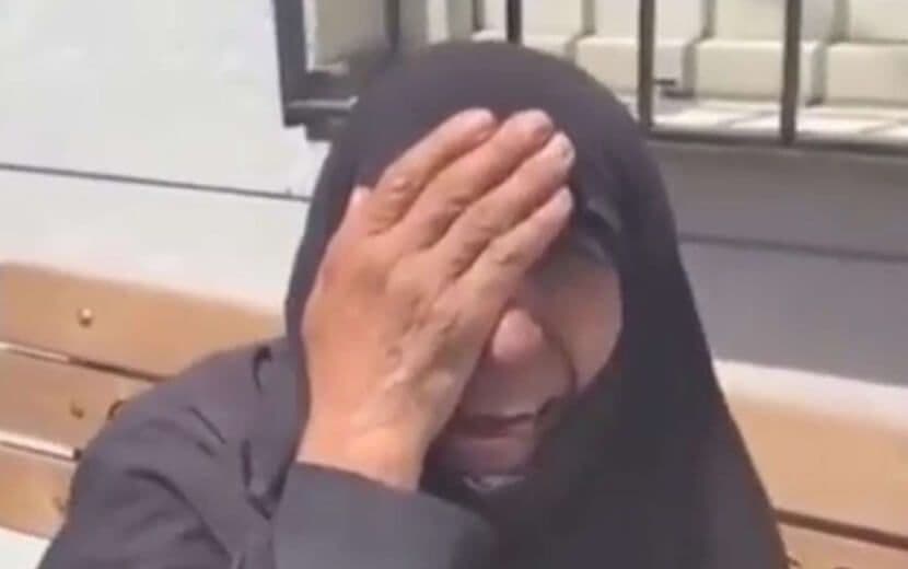 Yaşlı ve Engelli Suriyeli Kadına Irkçı Saldırı