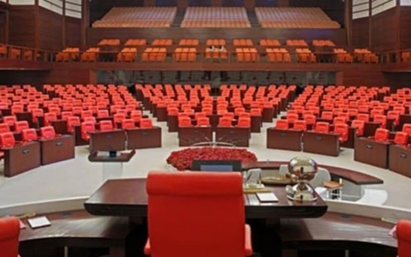 Cumhurbaşkanı ve Vekil Maaşına Yüzde 40.4 Zam Geliyor