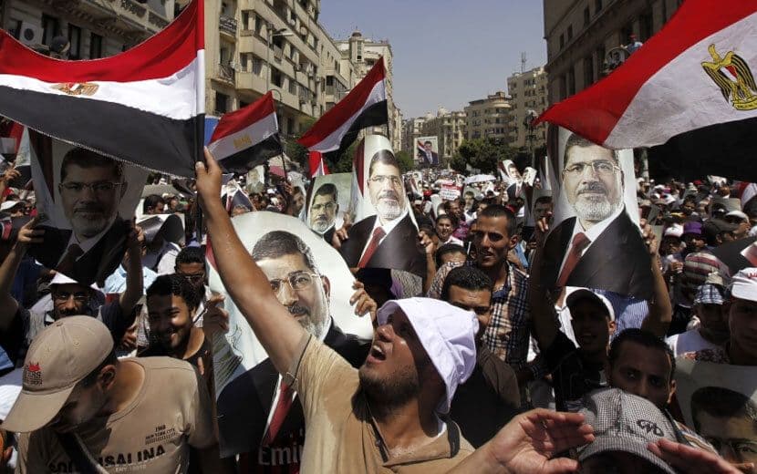 Mısır’da Müslüman Kardeşler Siyasetten Çekildi