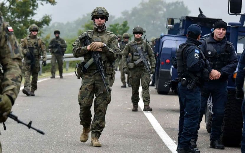 Kosovalı Sırplar Sırbistan-Kosova Sınırında Gerginlik Çıkardı