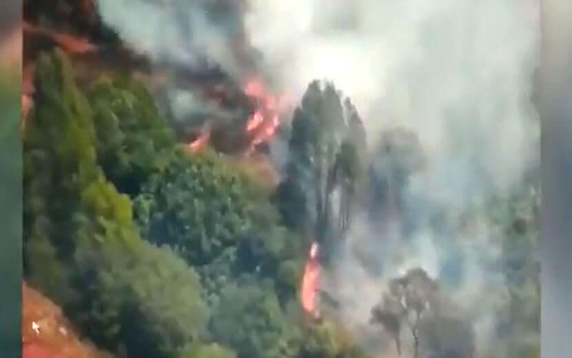 Ermeniler, Laçın’dan Evleri ve Ormanları Yakarak Çekiliyor