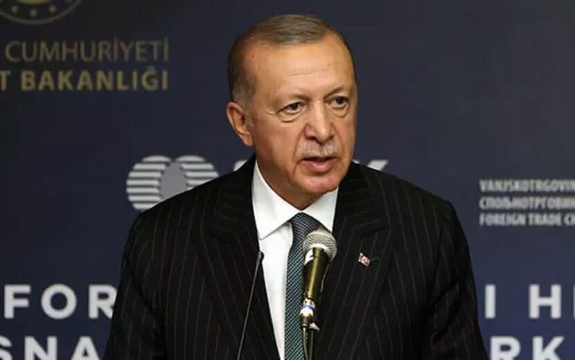 Ankara’nın Yunanistan Çelişkisi: Erdoğan Tehdit Ediyor, Çavuşoğlu Diyalog Diyor